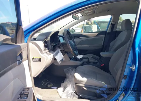 2018 Hyundai Elantra Sel z USA, uszkodzony, nr VIN 5NPD84LF4JH247821